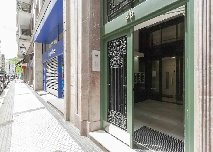 Apartment The Collection | Chicago *